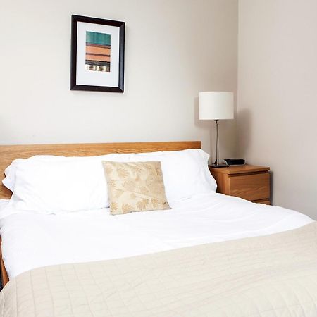 Madison Hill - Bedford Hill 1 - One Bedroom Flat London Exterior photo