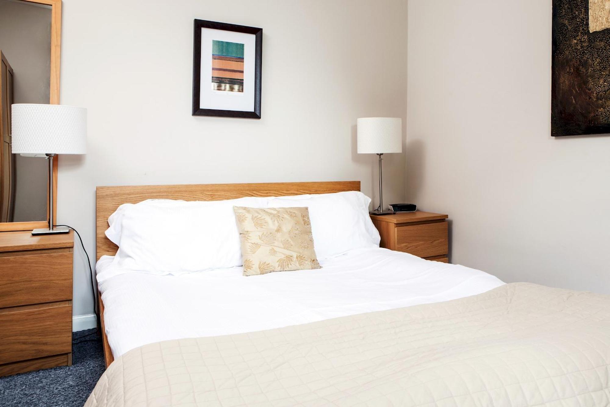 Madison Hill - Bedford Hill 1 - One Bedroom Flat London Exterior photo